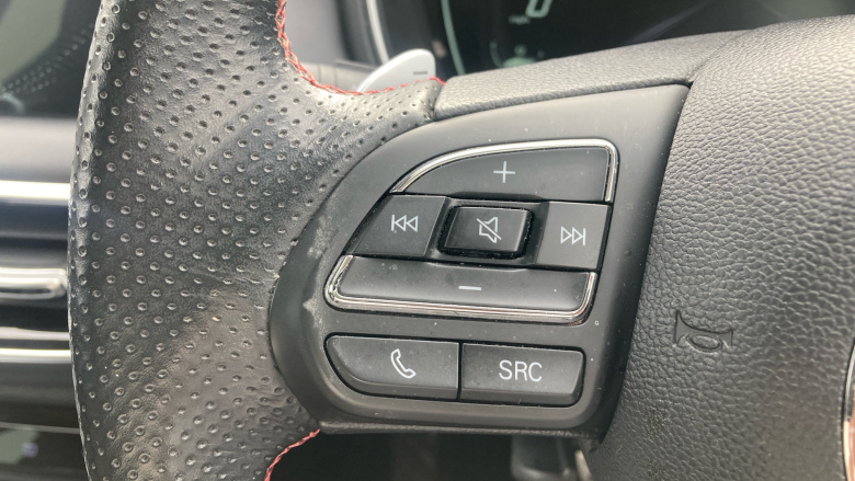 MG Hs 1.5 T-GDI Exclusive 5dr DCT Petrol Hatchback
